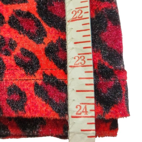 Moon Dance Red and Black Leopard Print Velour  Pullover Top Size 18 to 20, XXL - Picture 11 of 11